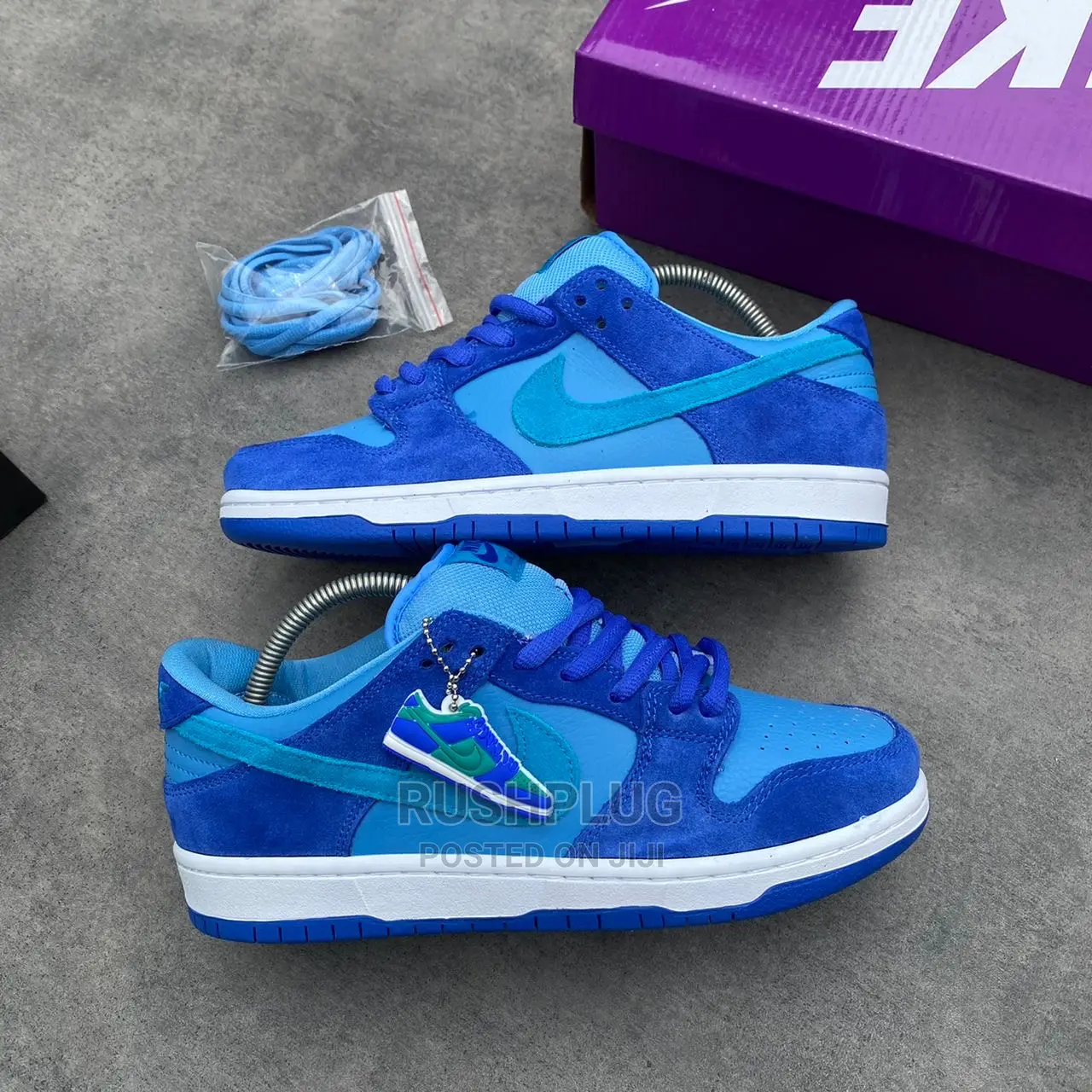 Nike SB Dunk Low “Blue Raspberry” Sneaker