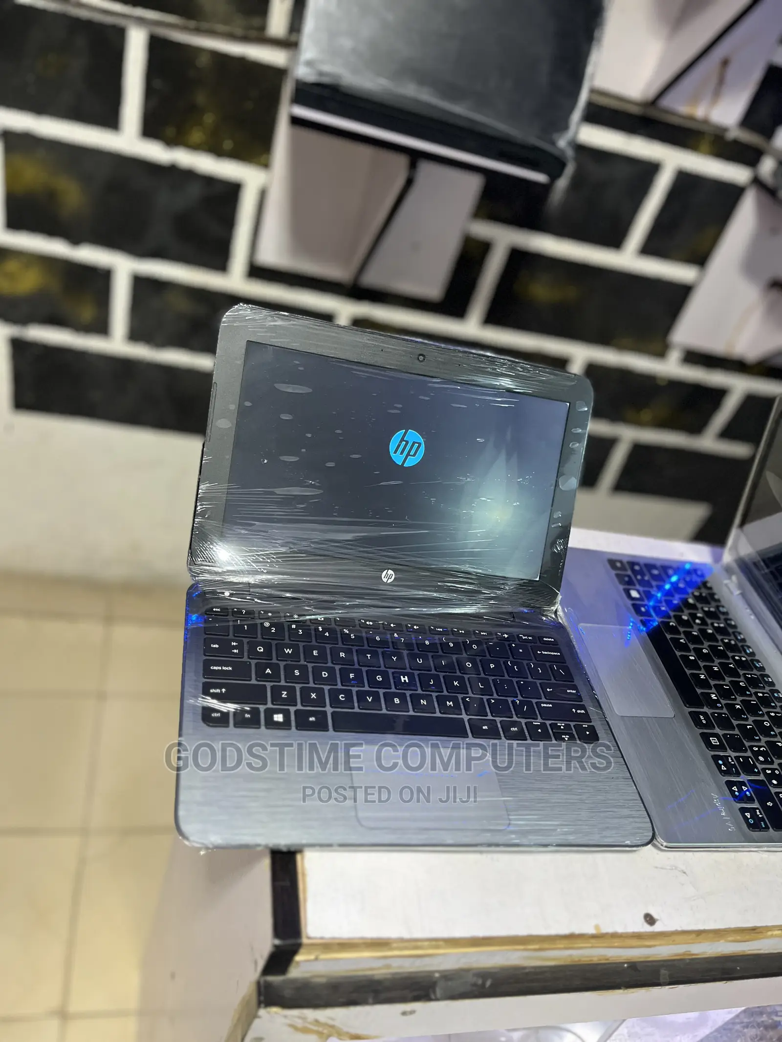 New Laptop HP Stream 11 Pro G3 4GB Intel Core 2 Duo SSD 72GB