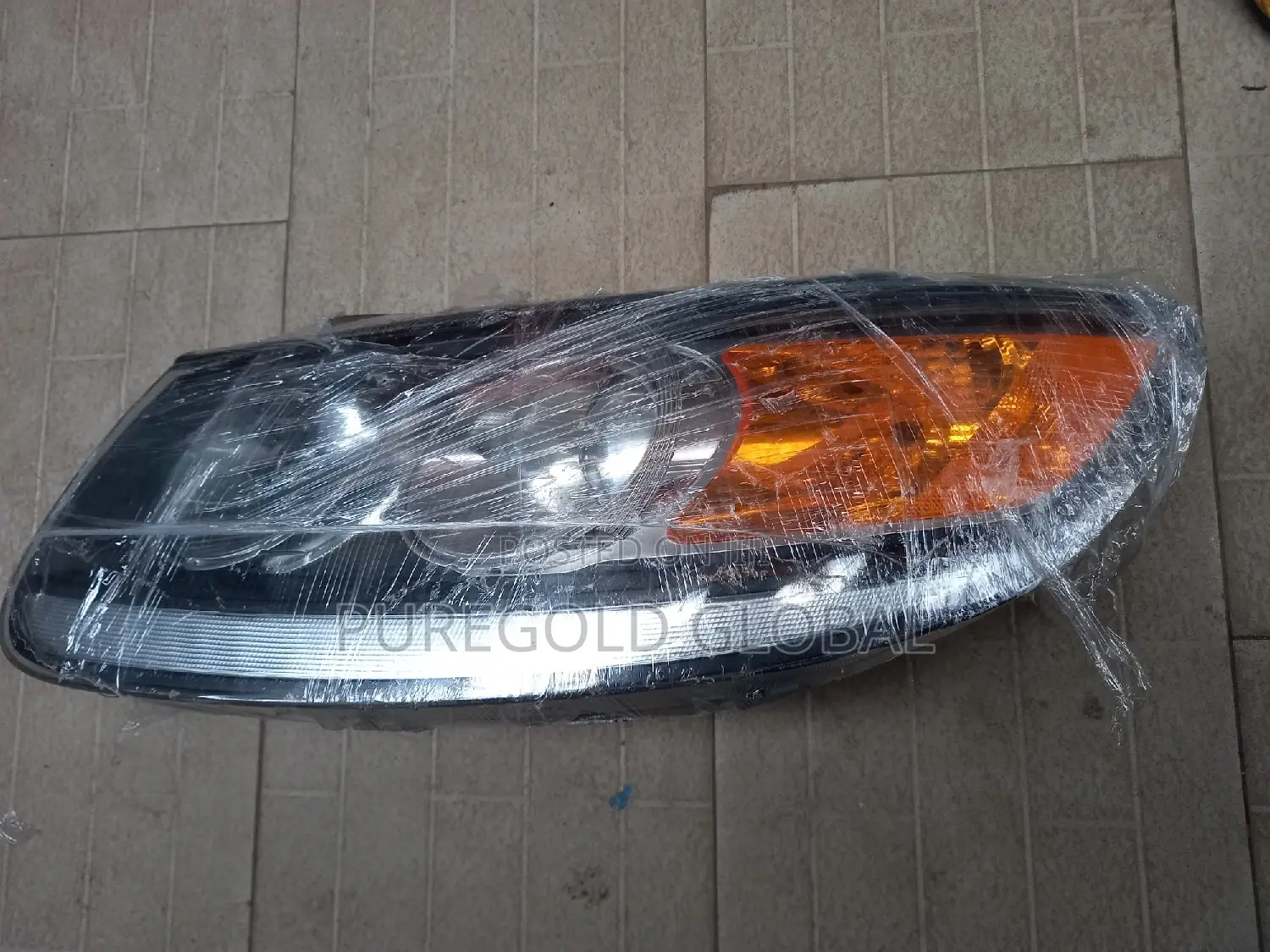 Hyundai Santafe 2010 and 2012 Headlamp