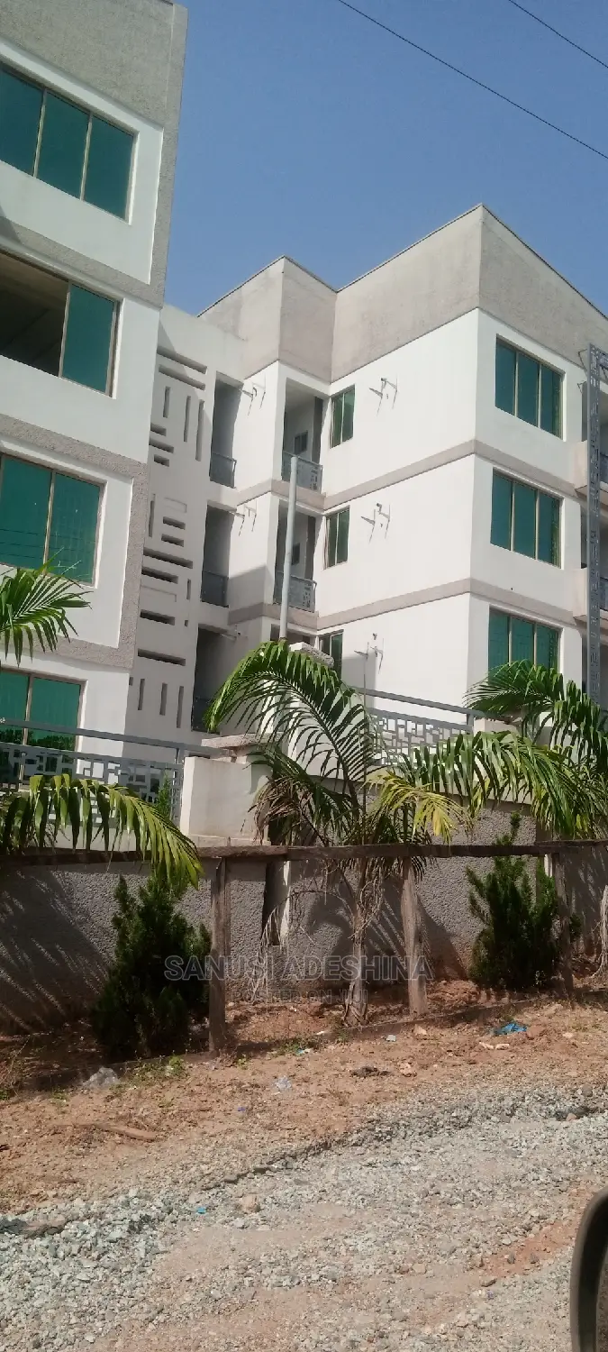 3bdrm Block of Flats in Life Camp Before for sale