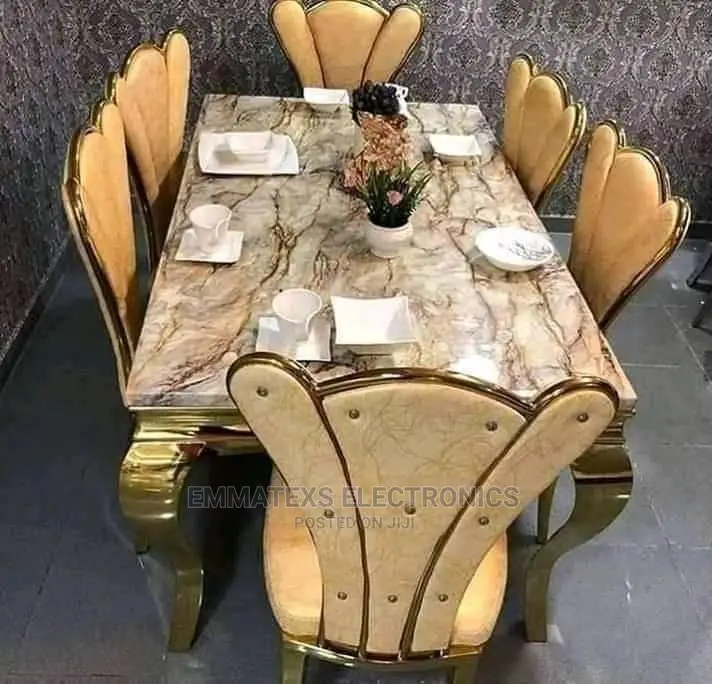 Exucutive Dinning Table