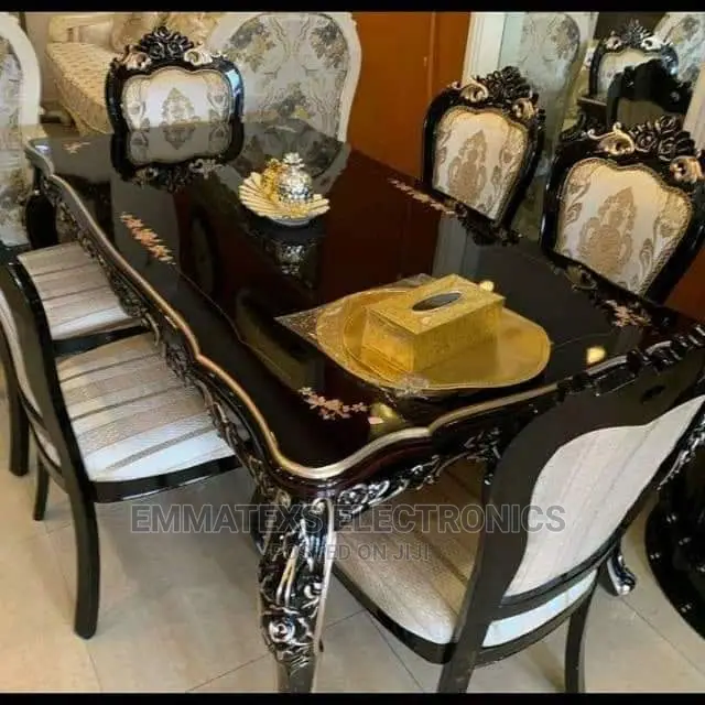 Exucutive Dinning Table