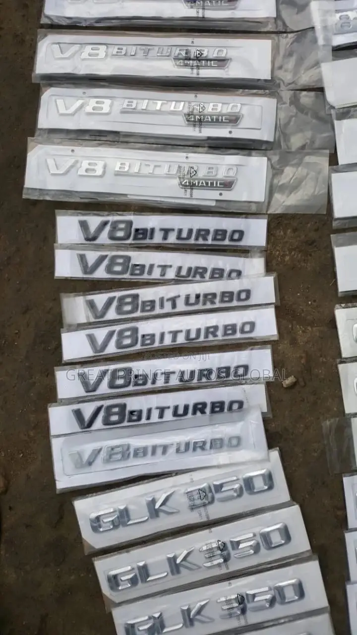 V8 Biturbo 4matic With Shiny Chrome