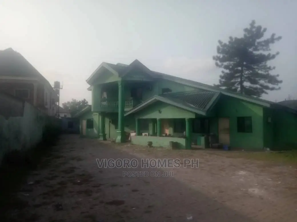 Furnished 10bdrm Mansion in Port-Harcourt for Sale