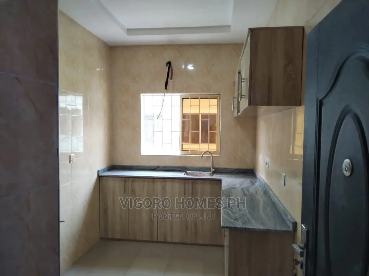 Furnished 10bdrm Mansion in Port-Harcourt for Sale