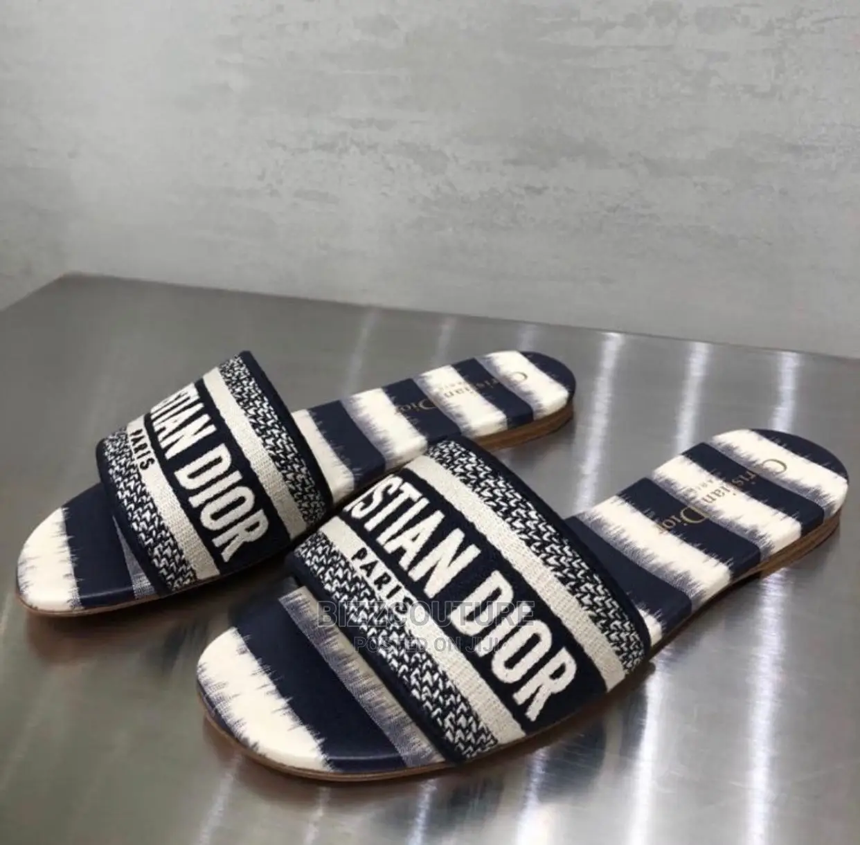 High Quality CHRISTIAN DIOR Slippers Available in Store
