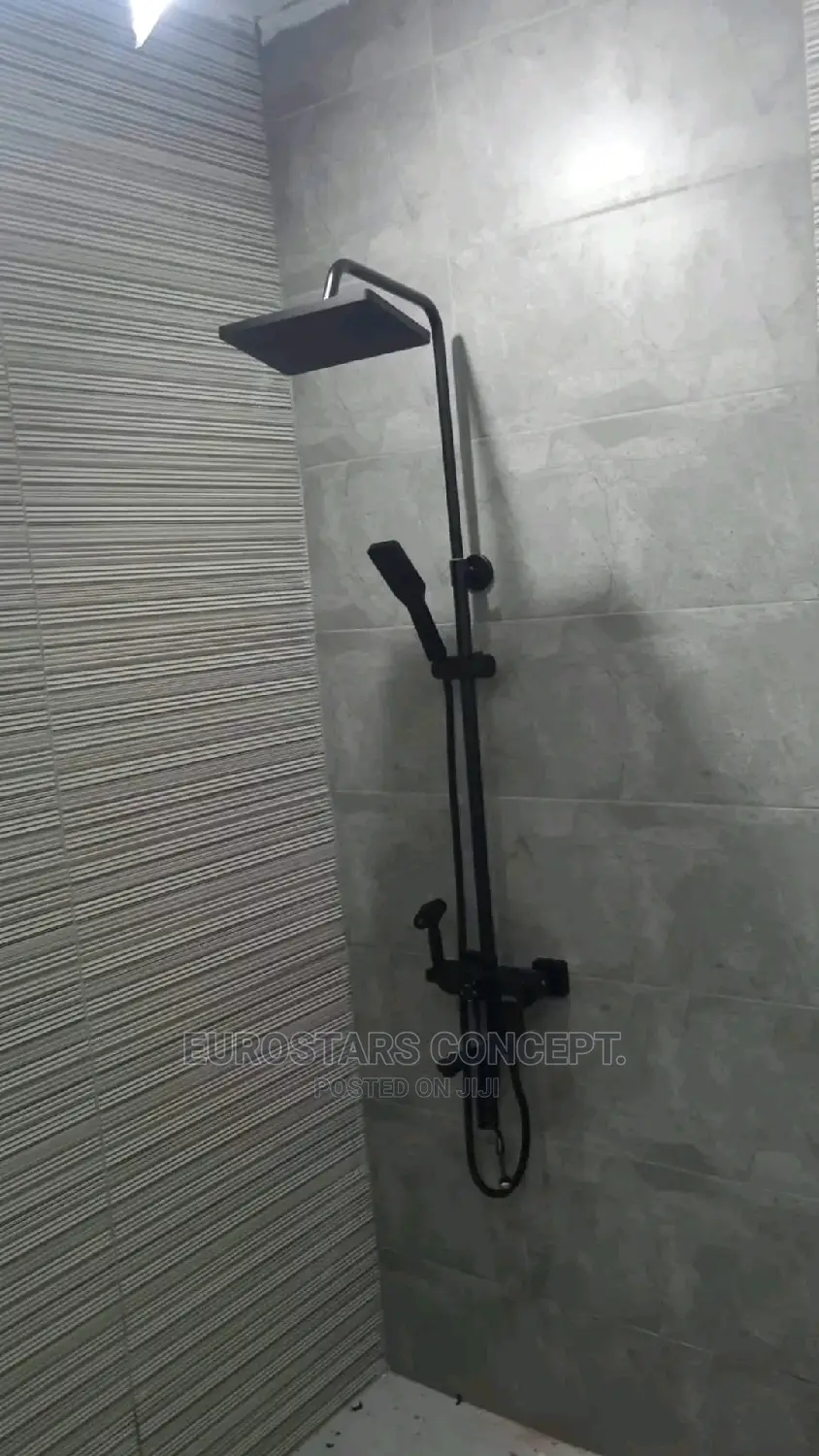 Black England Shower With Bum Bum Tap