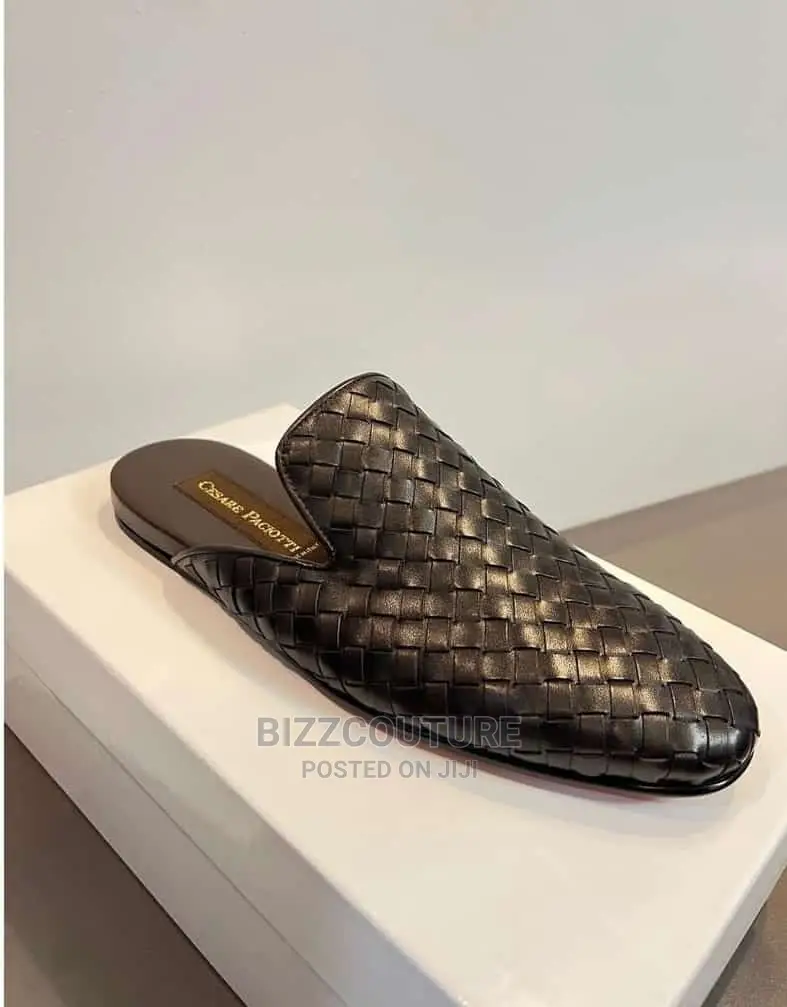 High Quality Italian CESARE PACIOTTI Half Shos for Men Store