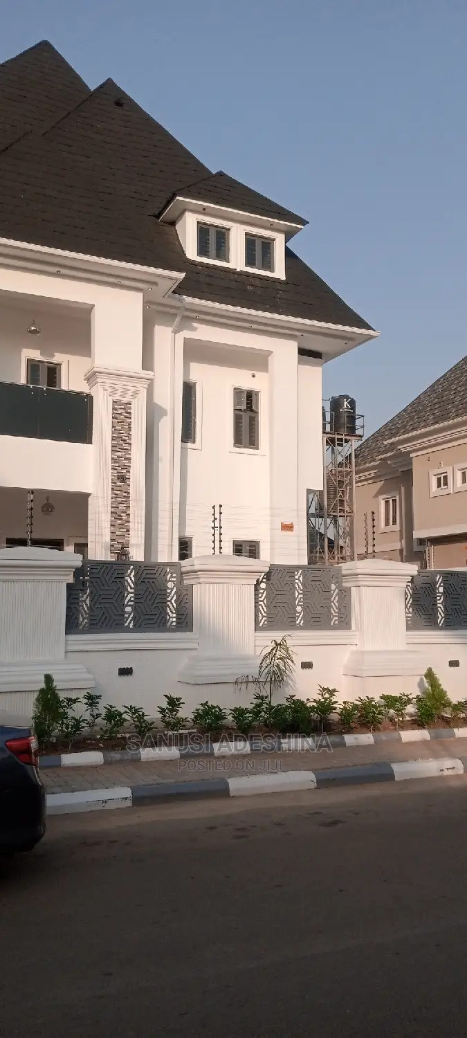 5bdrm Duplex in Gwarimpa Extension, Gwarinpa for sale