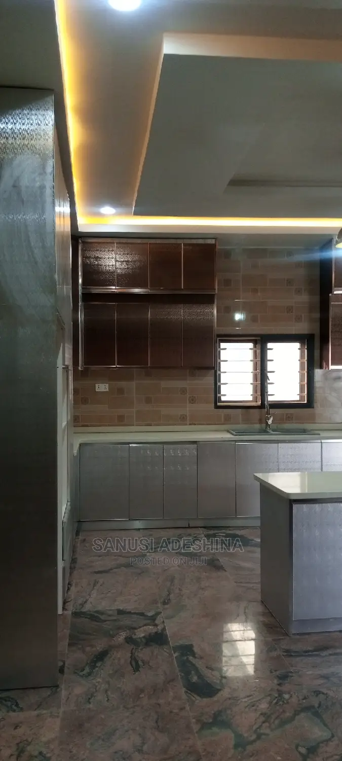 5bdrm Duplex in Gwarimpa Extension, Gwarinpa for sale