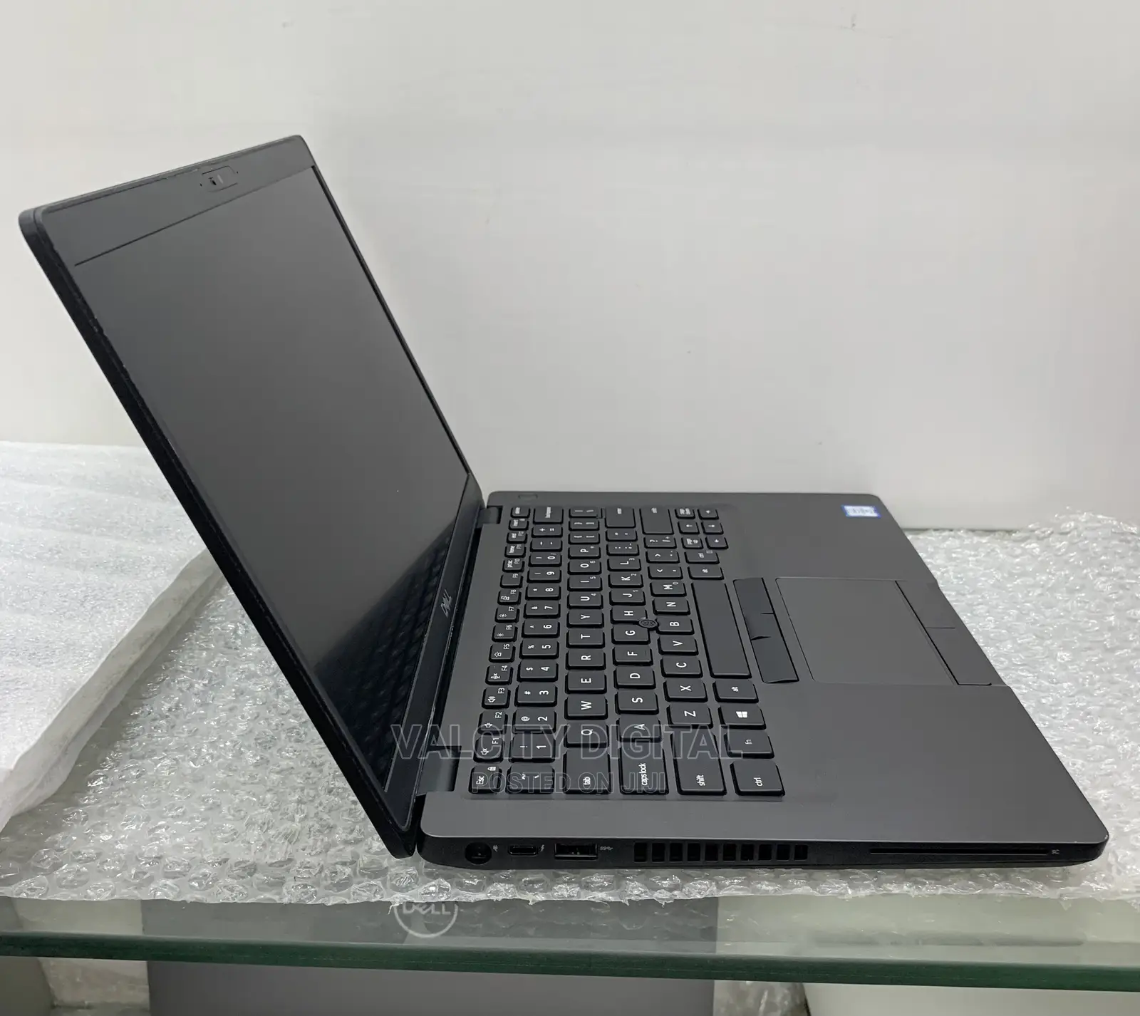 Laptop Dell Latitude 5401 8GB Intel Core i5 SSD 256GB
