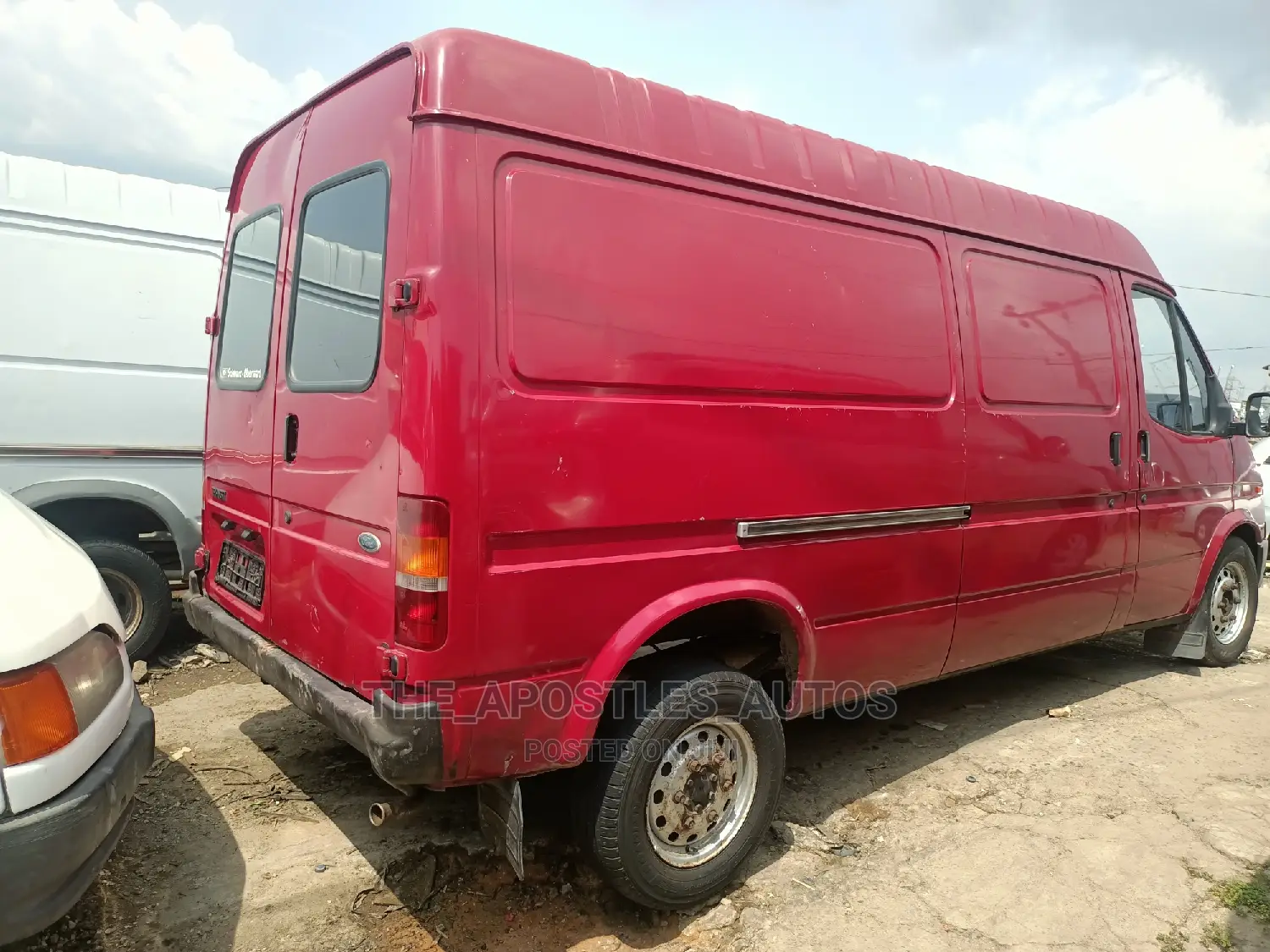 Ford Transit 2002 Red