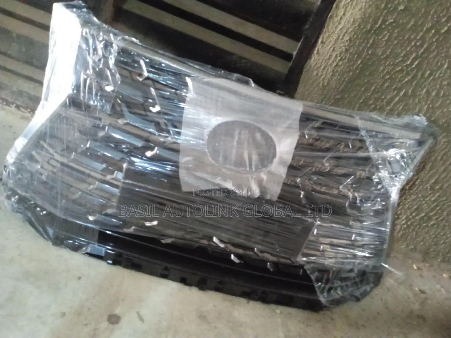 Front Grille LX570 2021 Model