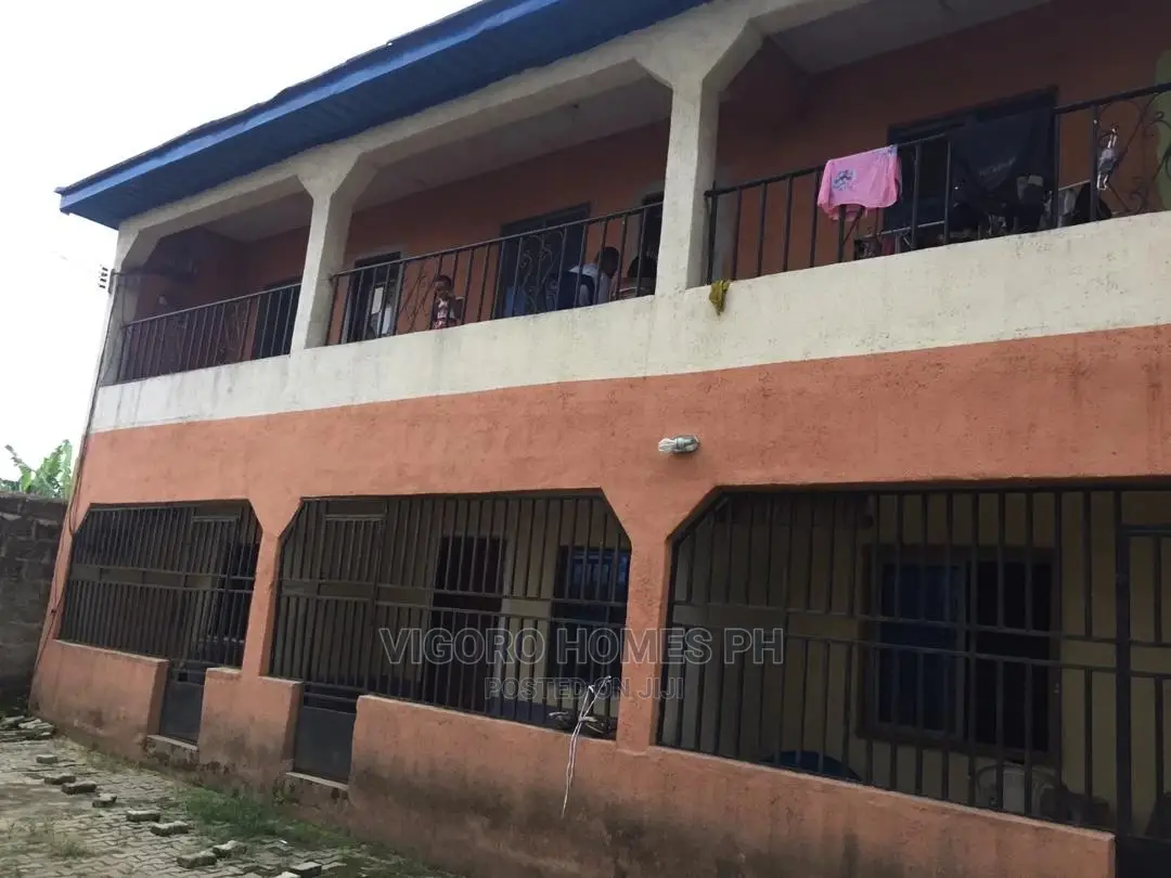 10bdrm Duplex in Port-Harcourt for sale