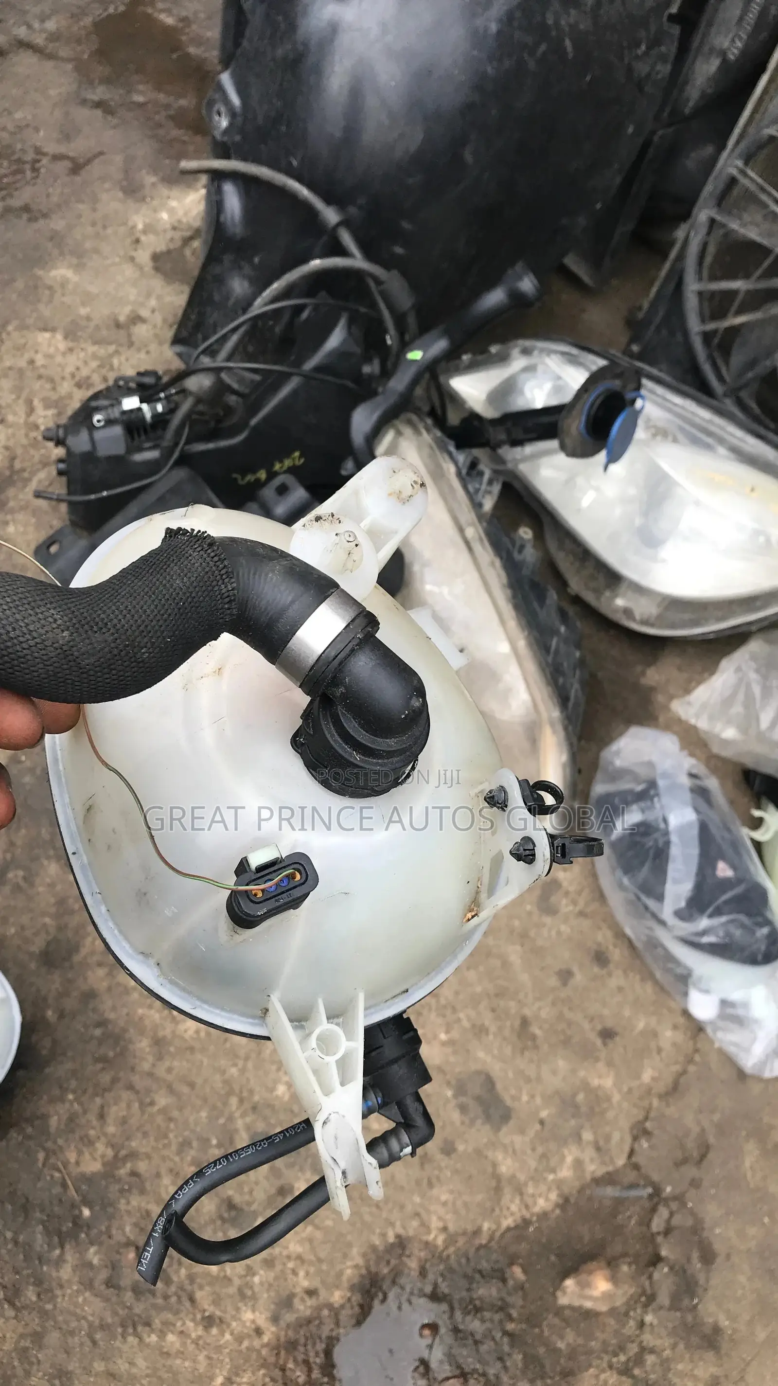Radiator Water Tank C300 205