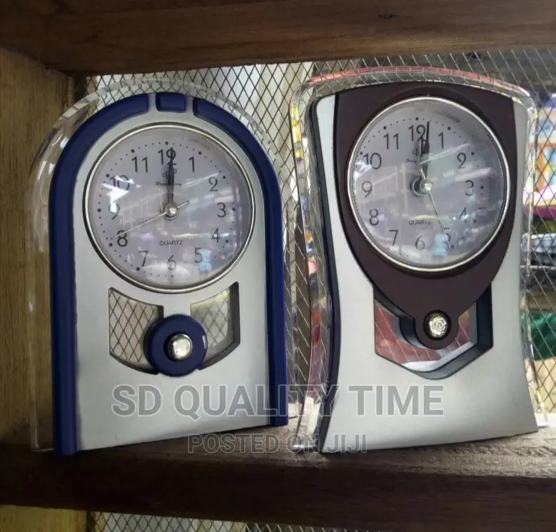 Brandable Gift Clocks (Dozens)