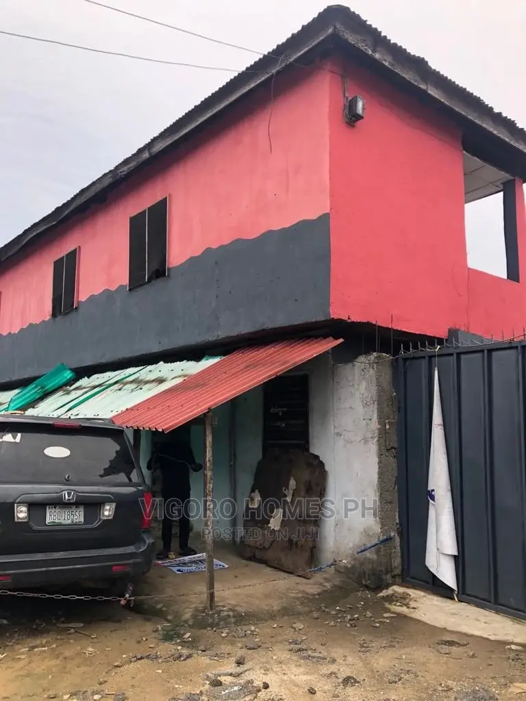 2bdrm Block of Flats in Port-Harcourt for sale