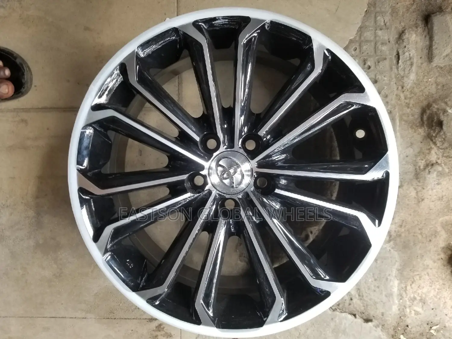 16inch Rim Corolla 5 Hole