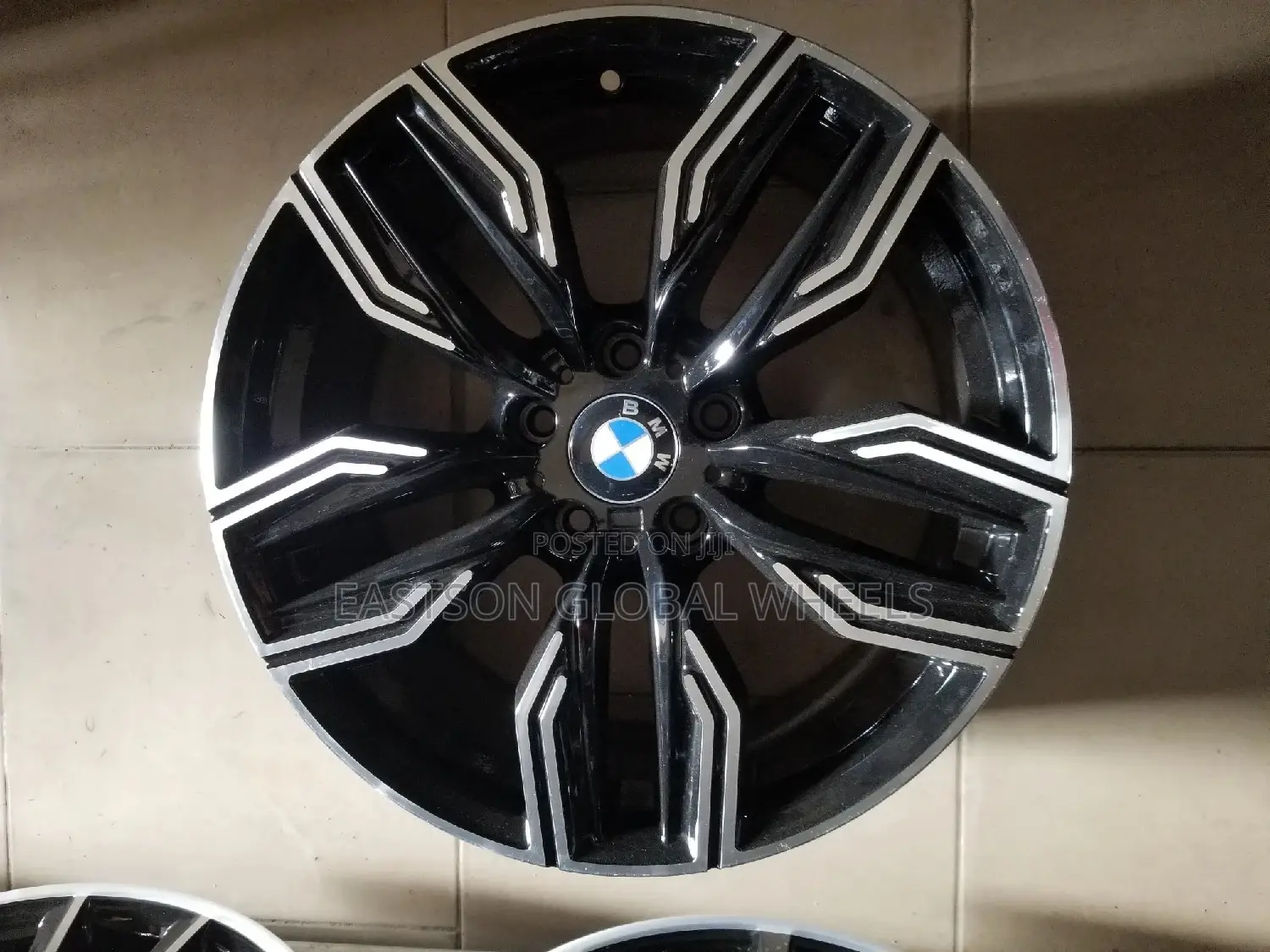 18inch Rim BMW Acura MDX Hub