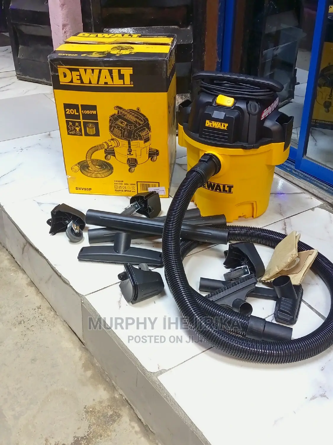 Dewalt Dxv20p, 20l Wet/Dry Vac, Yellow/Black, 1050 W