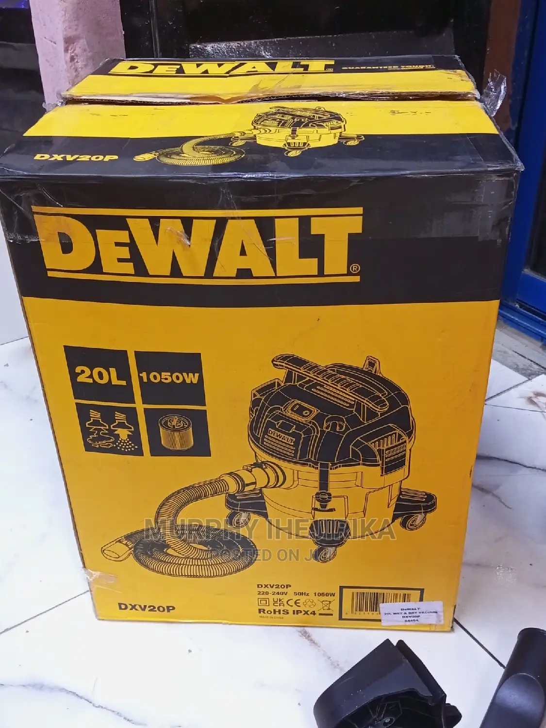 Dewalt Dxv20p, 20l Wet/Dry Vac, Yellow/Black, 1050 W