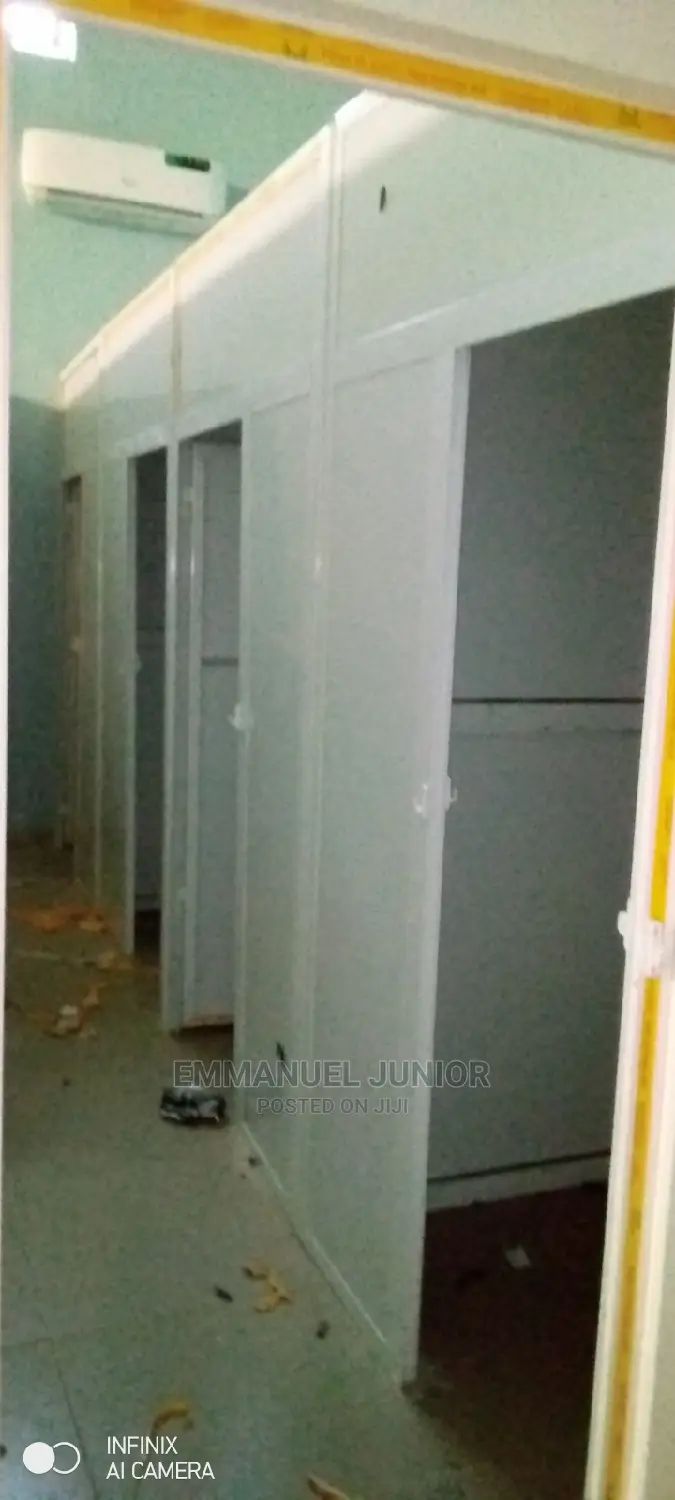 Aluminum Toilet Partition