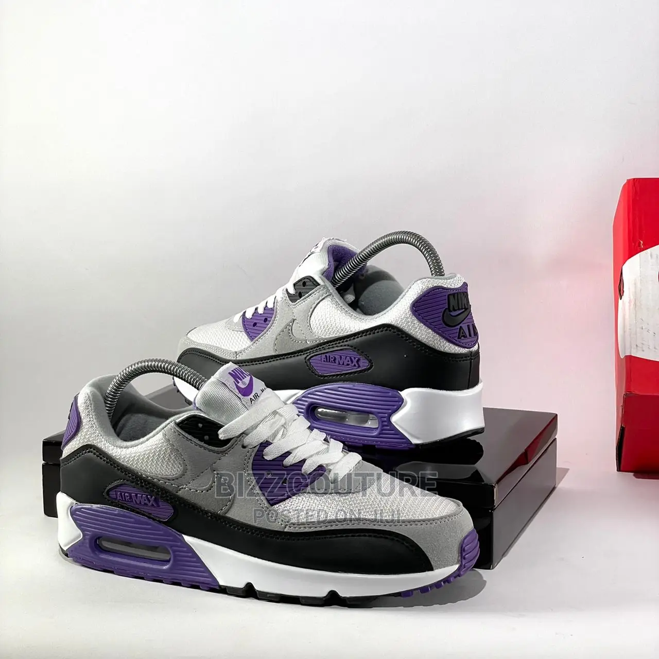 NIKE AIRMAX 90 Hyper Grape Top Notch Sneakers in Store