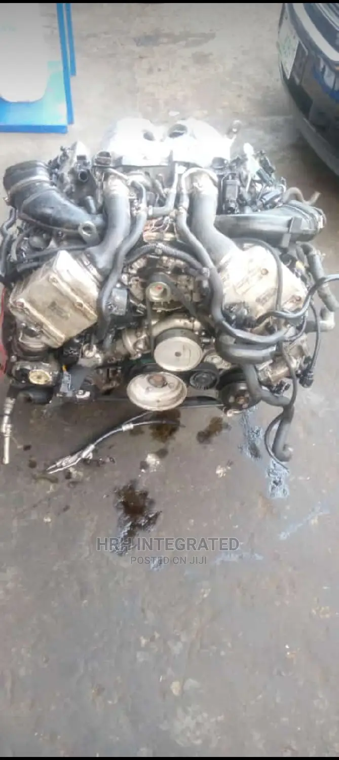 BMW 2012 X6 Engine 5.0