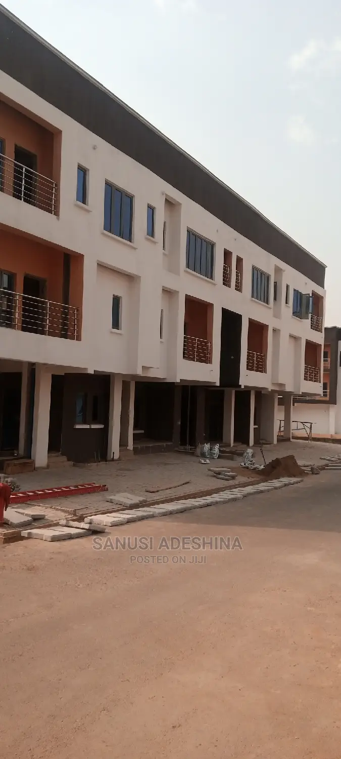 3bdrm Duplex in Katampe Maid By Aso for sale