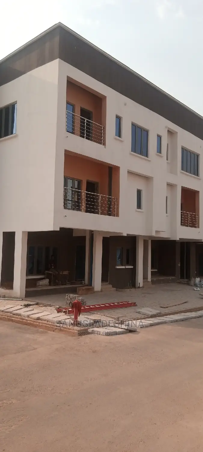 3bdrm Duplex in Katampe Maid By Aso for sale