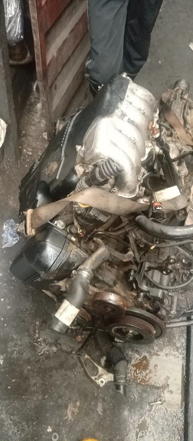 Lexus GS 300 Engine