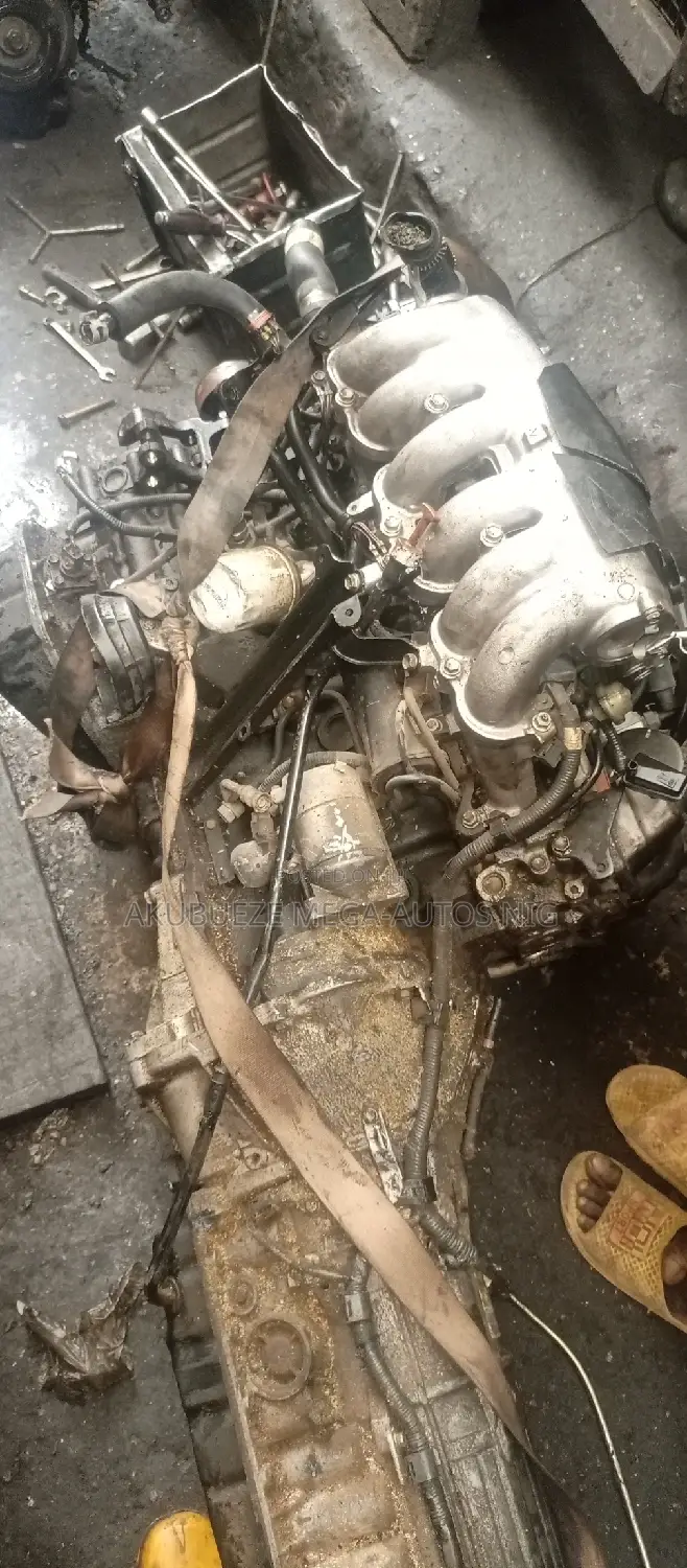 Lexus GS 300 Engine