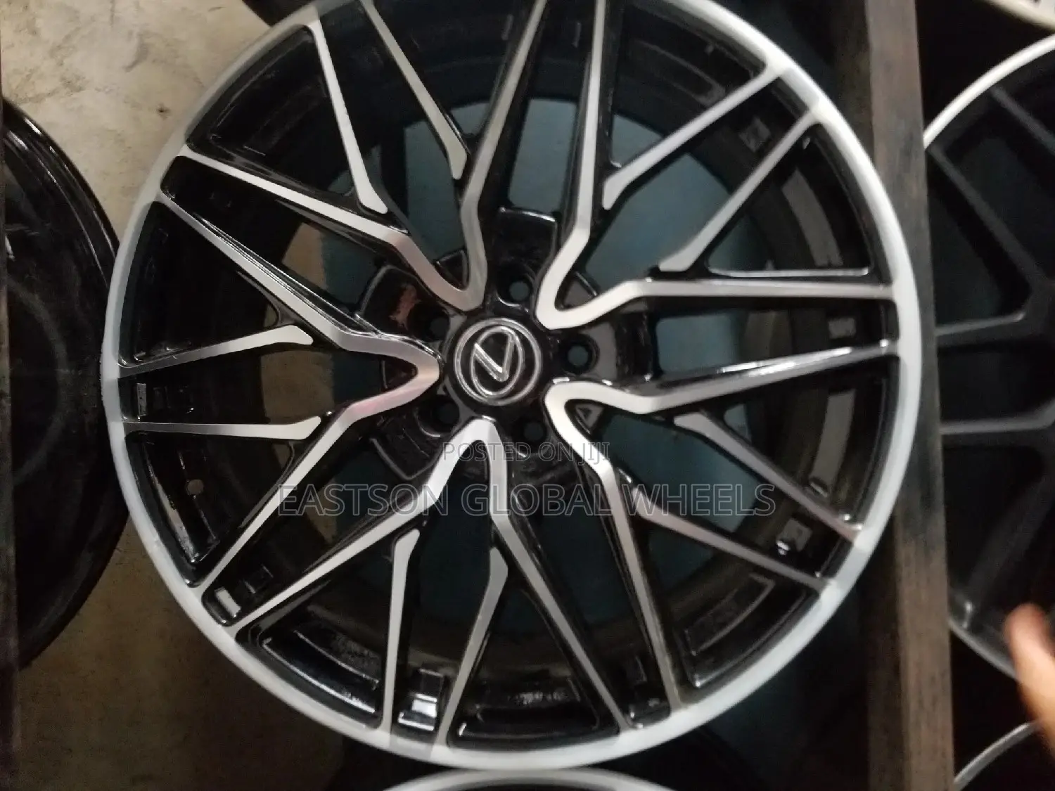 Lexus RX350,RX45, GLK, GLE, GLA 20 Inches Rim 5 Hole