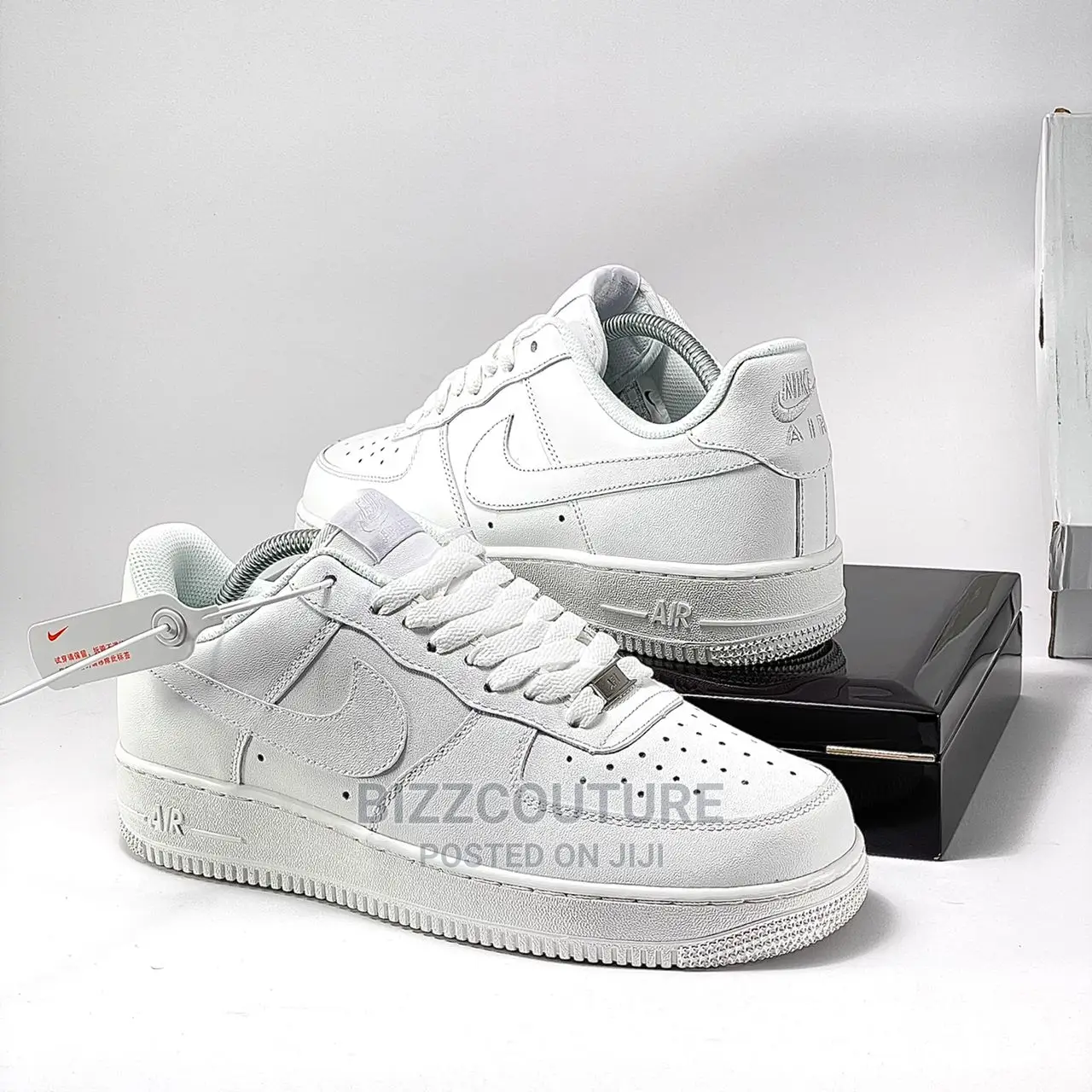 Original Nike Air Force 1 Sneakers
