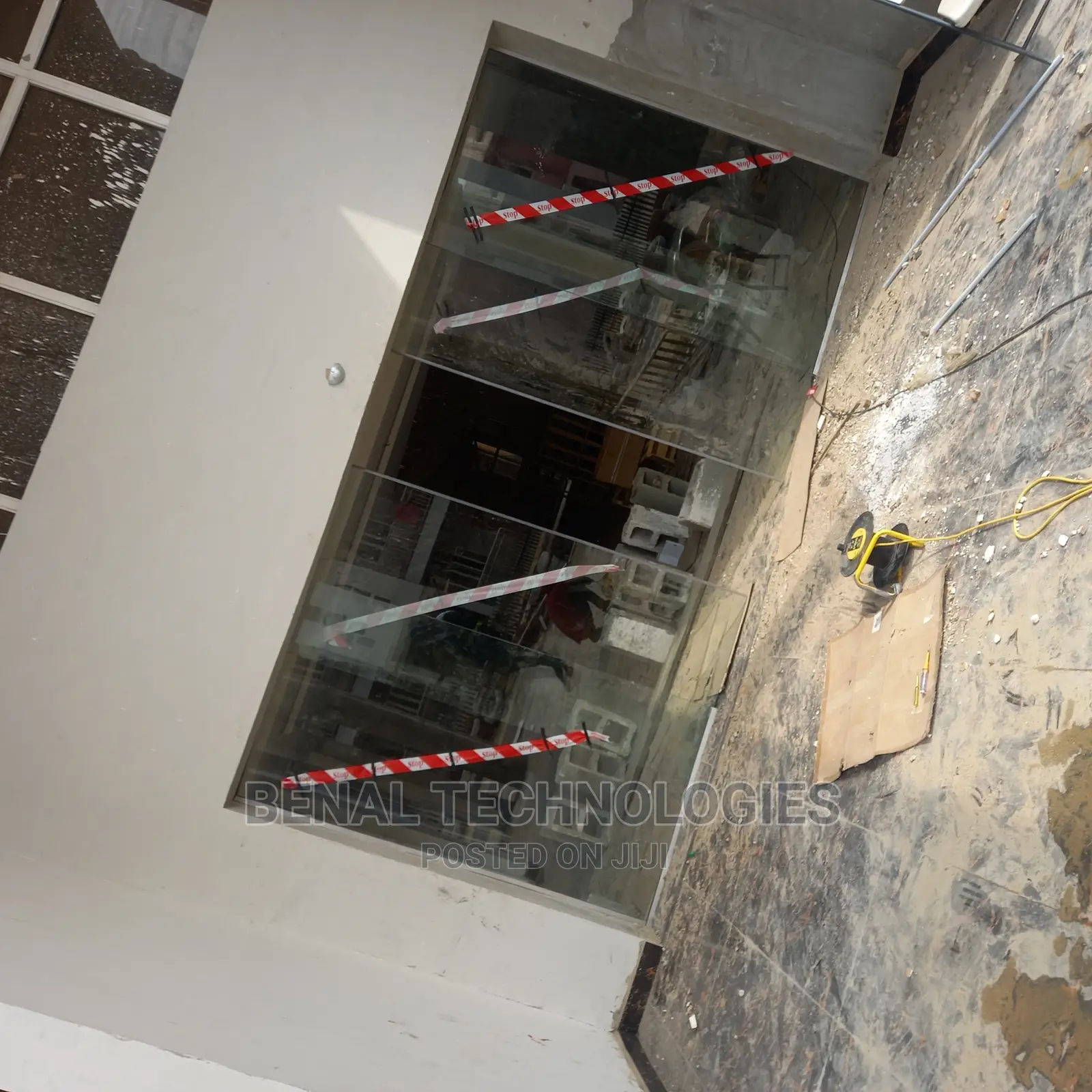 Premium Automatic Building Entrance Door in Oron