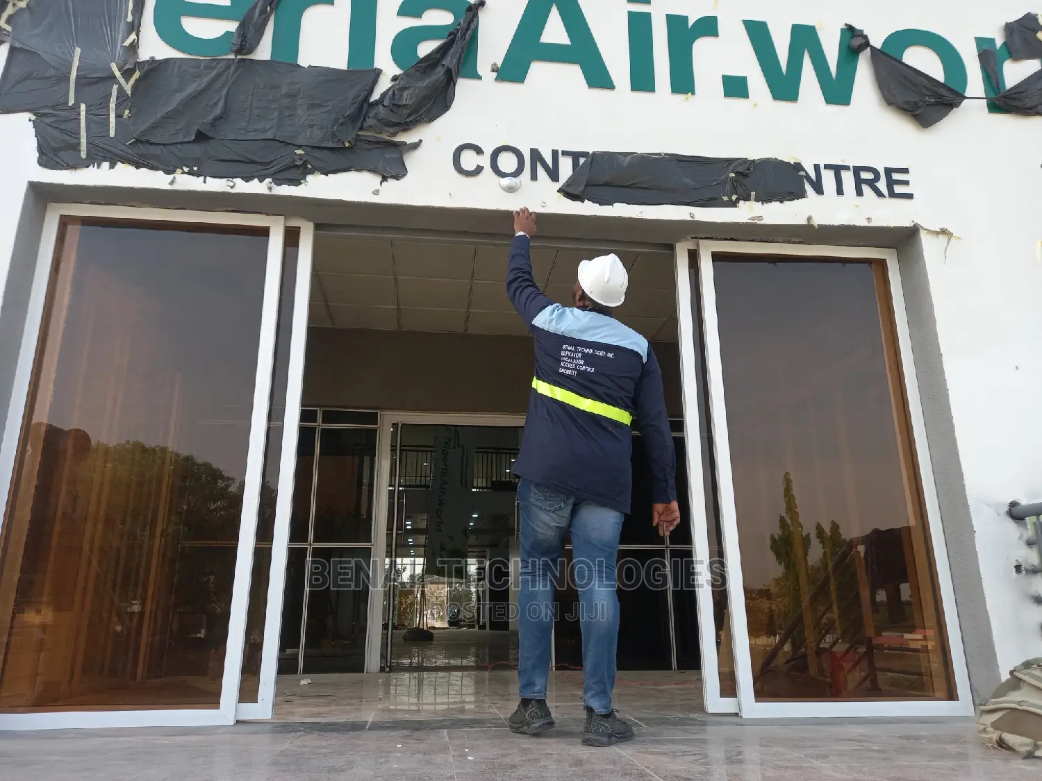 High Grade Automatic Glass Doors in Owerri
