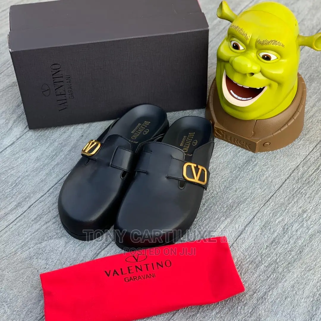 Valentino Garavani Vlogo Signature Half Shoe
