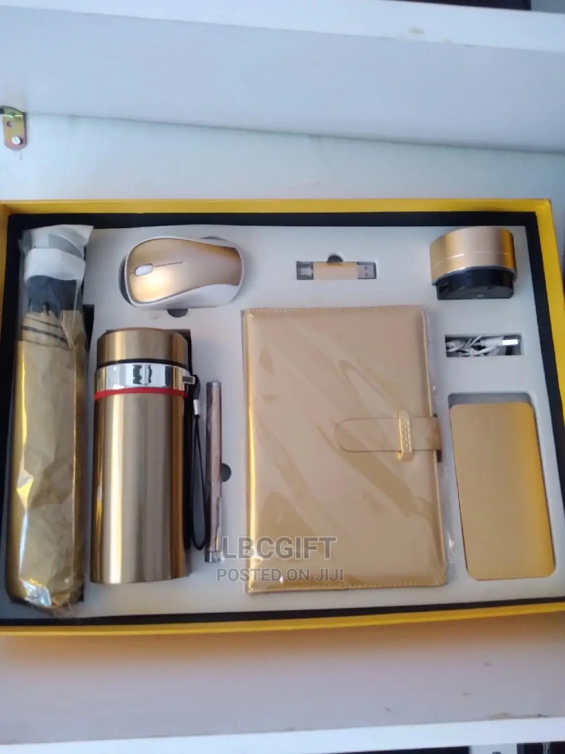 Executive 8 in 1 Corporate Gift Set (Wholesales Only)