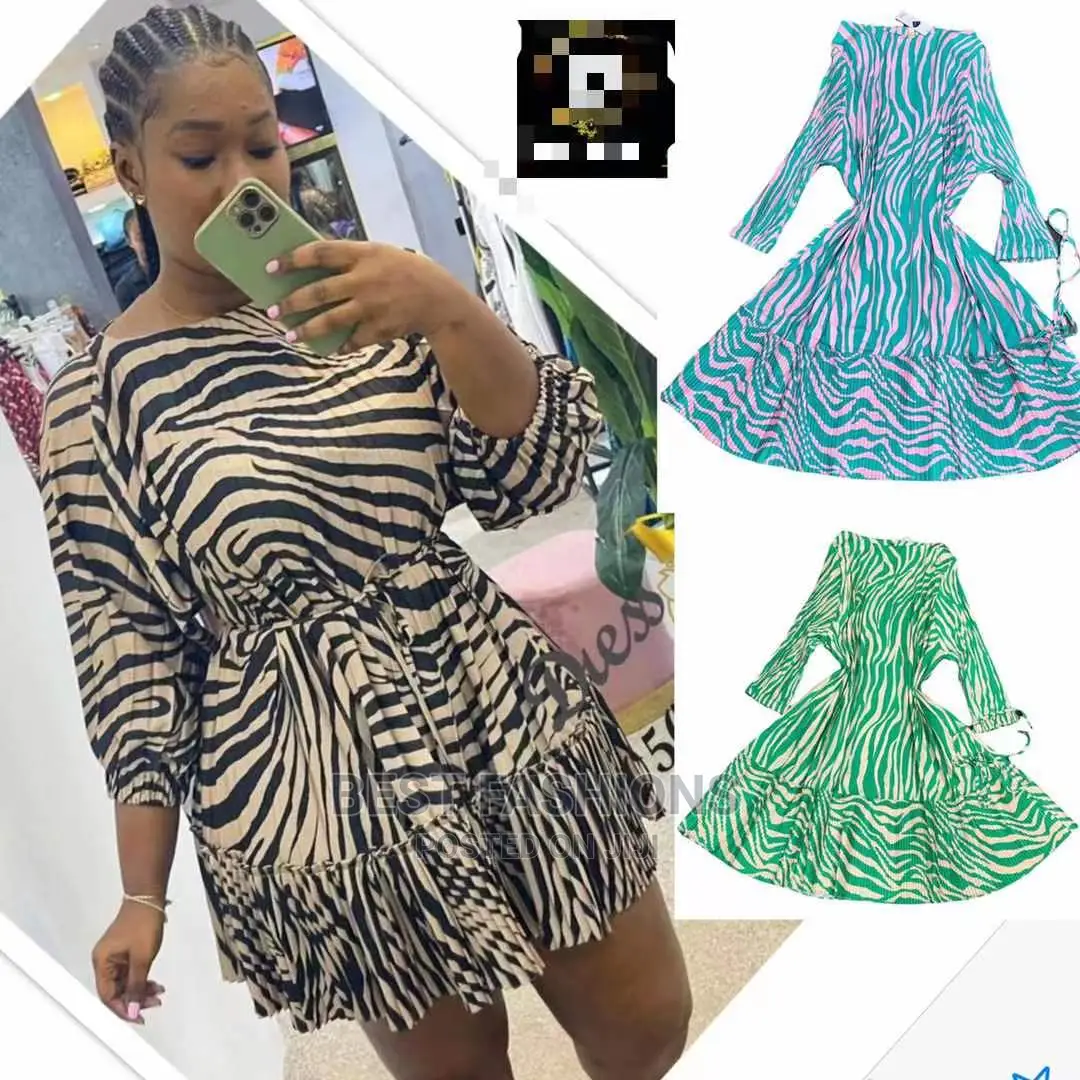 Cute Ladies Short Pleated Dress