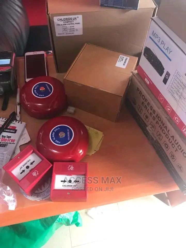 Safe Equipment Smoke Detector. Sounder Bell Break Glass.