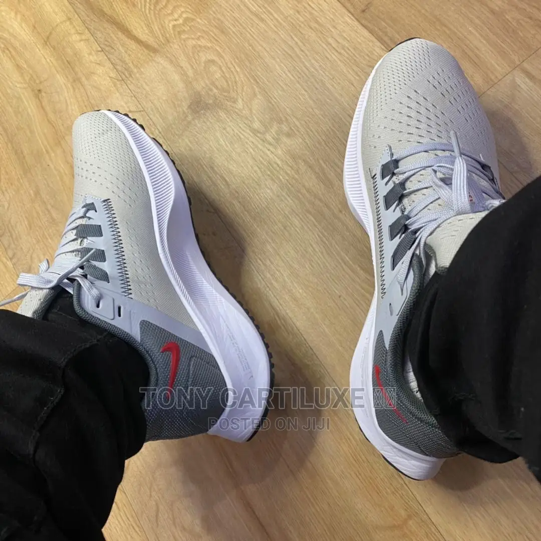 Nike Air Zoom Pegasus 38 Grey Red Sneakers