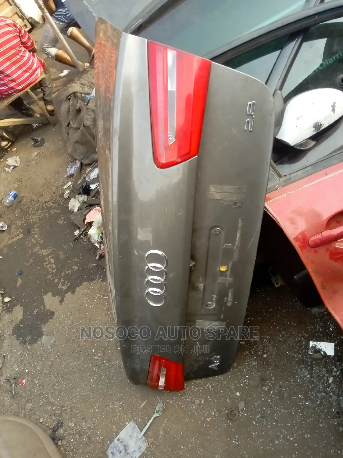 Book Light and Boots Audi A6 2013