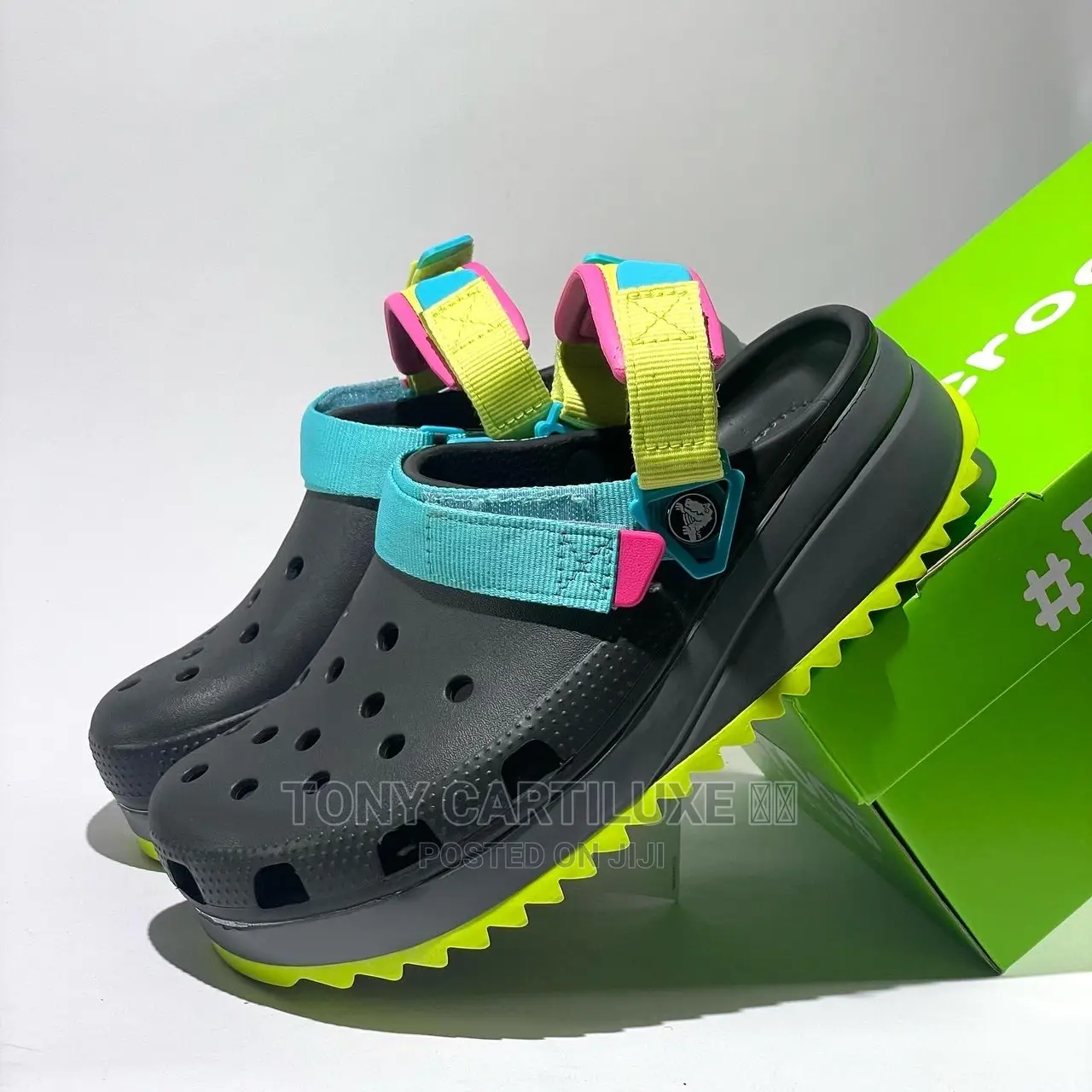Wms Iconic Comfort Crocs Black
