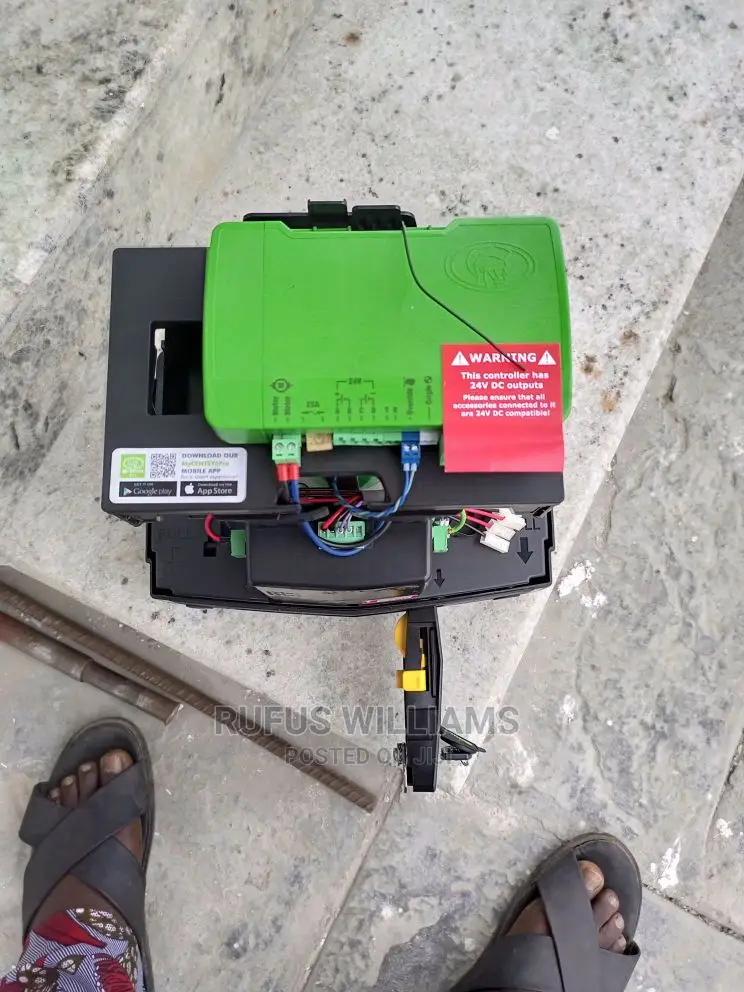 Centurion D20 2000kg Sliding Gate Machine