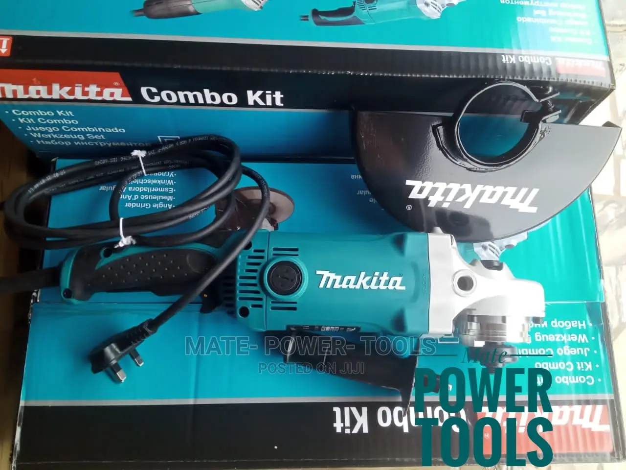 Makita Ga9050 9 Inch / 230mm Angle Grinder (240V)