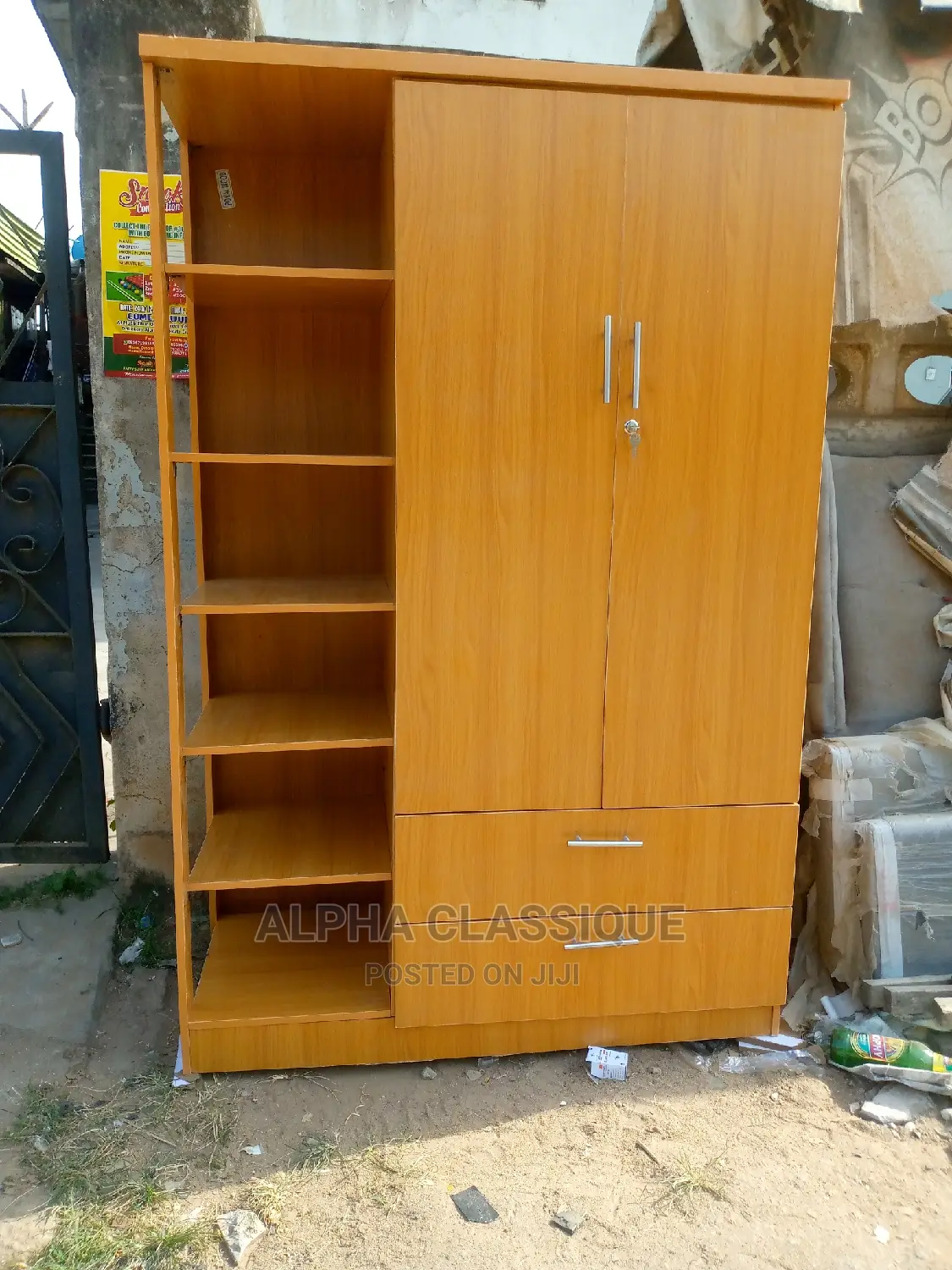 Classique Wardrobe