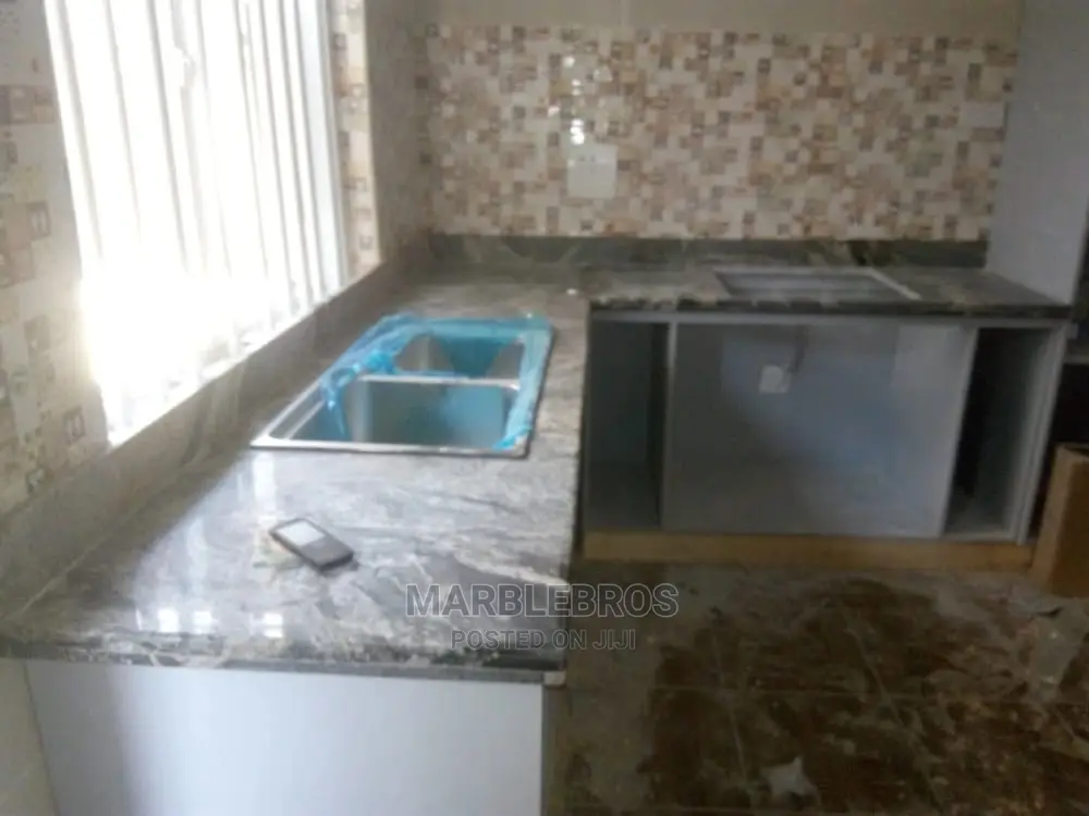 Granite Kitchen Countertop Finishing