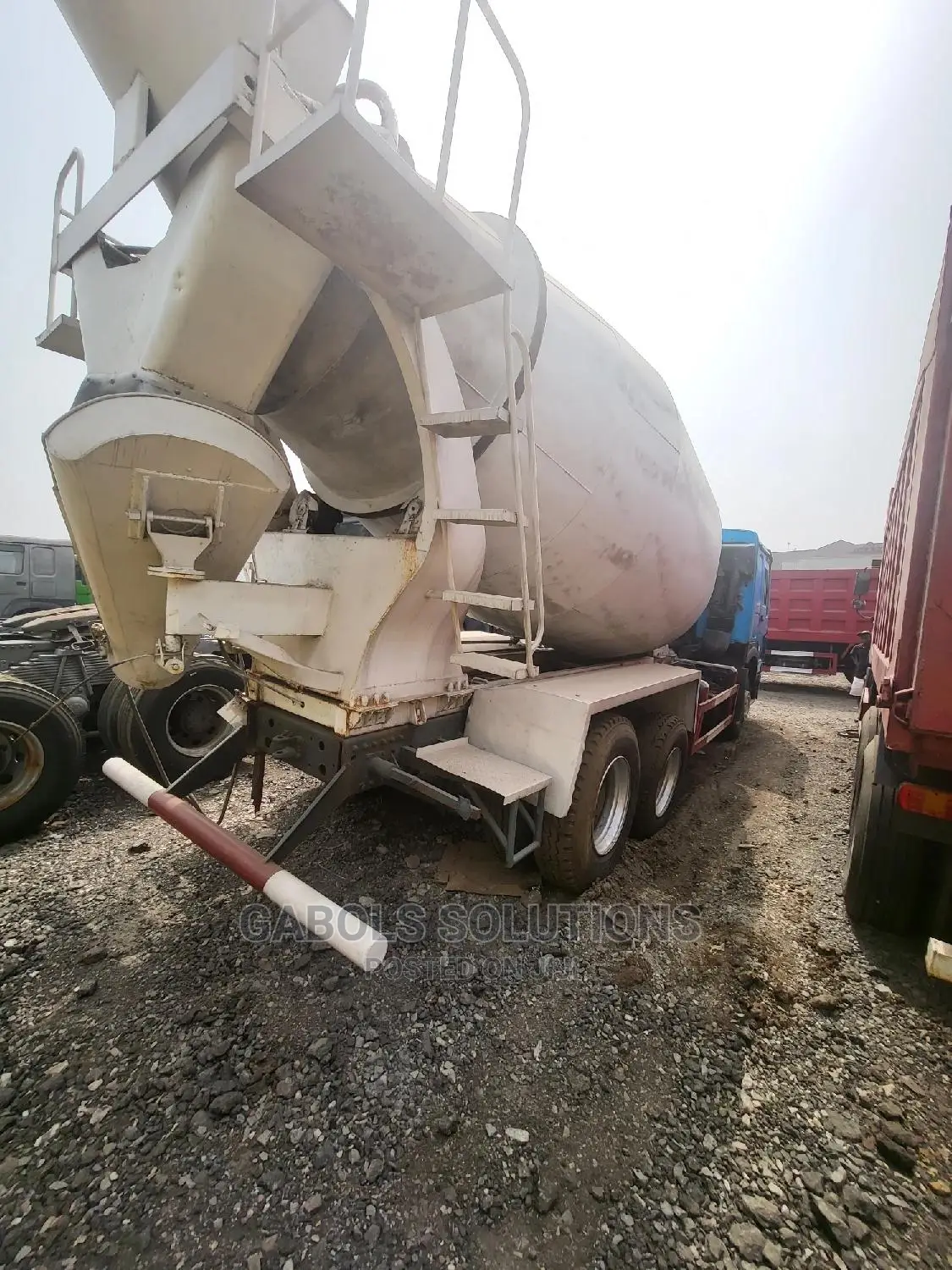Howo Mobile Concrete Mixer Direct Tokunbo