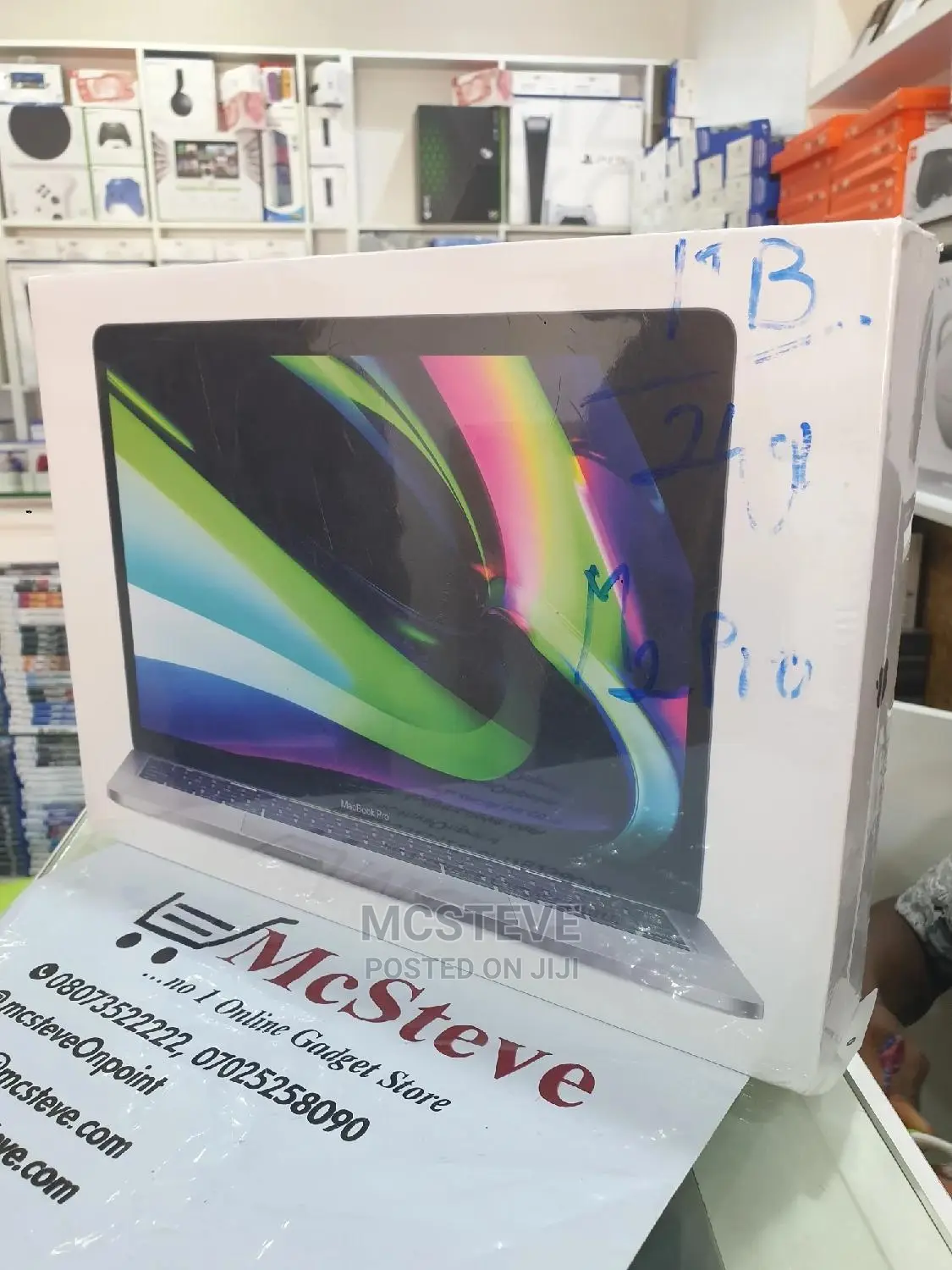 New Laptop Apple MacBook Pro 2022 M2 24GB Apple M2 SSD 1T