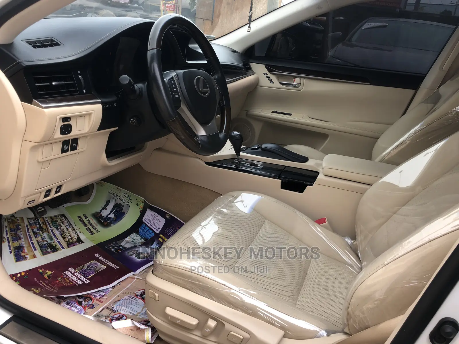 Lexus ES 350 FWD 2013 White